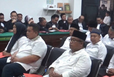 Dugaan Korupsi DPRD Kepahiang: Tuntutan Eks Unsur Pimpinan Ringan Mantan Sekwan Berat, Ini Pertimbangan Jaksa 