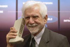 Meski Gagal di Pasaran, Martin Cooper Si Pencipta HP Pertama di Dunia Dapat Keuntungan Ini