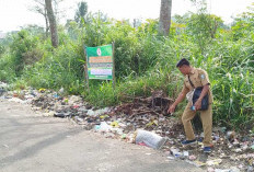 Warga dari Luar Desa Buang Sampah di Desa Taba Mulan