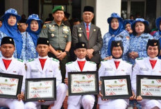 HBN, 36 Personel Paskibra Terima Reward dari Bupati 