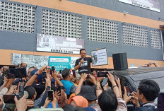 Di Bengkulu Anies Blusukan ke Pasar, Dialog Kebangsaan hingga Sapa Nelayan