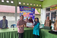 Jelang Hari Raya Idul Fitri, 20 KPM Warga Suro Muncar Terima BLT DD