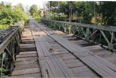 Jembatan Desa Taba Padang di Biarkan Rusak: Tak Ada Perhatian Pemerintah