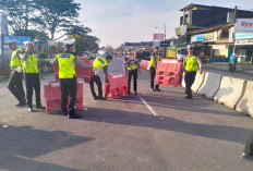 Antisipasi Kamacetan Pasang Pembatas Jalan, Pengendara Dilarang Lewat Simpang Bogor