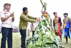 Dukung Pelestarian Budaya, Bupati Syamsul Buka Grebeg Suro Jaranan 