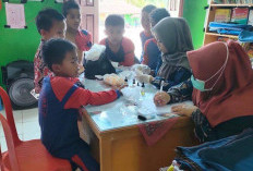 Pelajar SDN 7 Seberang Musi Cek Golongan Darah