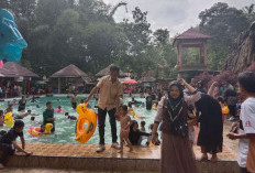 Objek Wisata Air Suban Rejang Lebong Bengkulu Dipadati Pengunjung