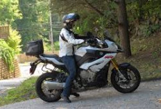 Cara Menurunkan Tinggi Sepeda Motor Agar Tidak Jinjit