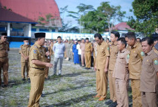  Hari Pertama Masuk Kerja, Bupati Azhari Berikan Pesan untuk Kepala OPD 