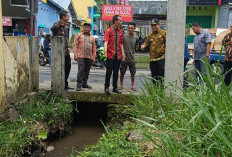 Tinjau Titik Rawan Banjir di Kota Curup, Ini Penekanan Pjs Bupati 