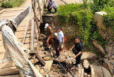 Cek Kondisi Jembatan Putus di Tik Sirong, Wabup : Kita Upayakan Tahun Ini Dibangun
