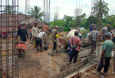 Warga Desa Karang Tengah Kabupaten Kepahiang Bangun Masjid Taqwa dengan Gotong-royong