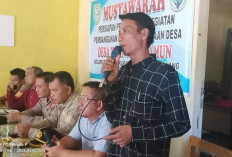 Jaga Ketahanan Pangan, Desa Tebing Penyamun Bagikan Bibit Alpukat