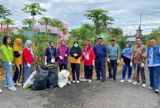 Wujudkan Lingkungan Sehat dan Indah: Kelurahan dan Puskesmas Durian Depun Gotong Royong