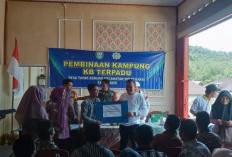 Dibuka Bupati Kepahiang Zurdi Nata: Pembinaan Kampung KB Terpadu Desa Tapak Gedung Sukses