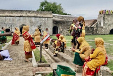 Wisata Sejarah Benteng Marlborough Ramai Diserbu Wisatawan