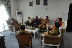 Jalan Desa Warung Pojok Kabupaten Kepahiang Dibangun Pemkab Rejang Lebong: Kades Geruduk DPRD Kepahiang