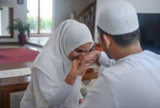 Penambahan Nama Suami di Belakang Nama Istri, Bolehkah Menurut Agama?