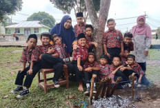 P5 di SDN 13 Kepahiang Memasak Sayur Lema dalam Bambu   