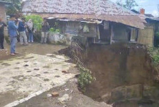 Longsor di Jalan Baru Kepahiang, 1 Dapur Rumah Warga Nyaris Ambruk dan 5 Rumah Akan Terdampak