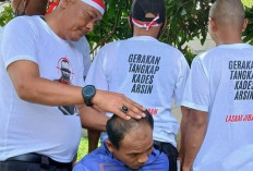  Kasus Pagar Laut, Kades Kohod Ditahan, Warga Ramai-ramai Cukur Gundul