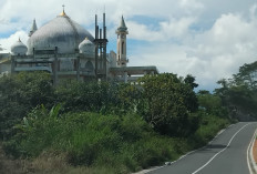 2 Menara Masjid Agung Kabupaten Kepahiang Tak Kunjung Dibangun 