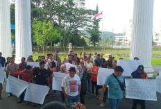 Pagi Ini Pedagang Terminal Kepahiang Geruduk Gedung DPRD: Protes Kebijakan Daerah