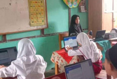 Pelajar SD Muhammadiyah 02 Ujan Mas Ikut Simulasi ANBK 2024 