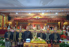 Paripurna Istimewa HUT ke-22 Kabupaten Lebong: Bupati Azhari Sampaikan Hasil Pembangunan hingga Prestasi