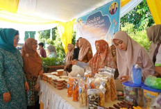 Penuhi Kebutuhan Bahan Pokok Masyarakat, TP PKK Bengkulu Gelar Bazar Ramadhan