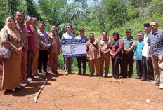 DD Tahun 2025 Desa Bayung Bangun Jalan Rabat Beton dan Jembatan