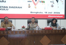 Wagub Mian Dorong Pemkab dan Pemkot Genjot Realisasi Pemutihan Pajak Kendaraan  