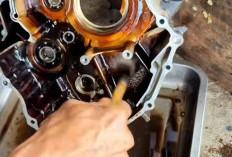 Jangan Sampai Menyesal! Ini 5 Kesalahan Membersihkan Mesin Motor yang Perlu Dihindari