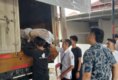 Ribuan Lembar Sampul Logistik Pemilu 2024 Tiba di KPU Kepahiang