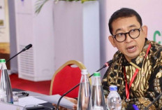 Menbud Fadli Zon: Akan Ada Revisi Catatan Sejarah Indonesia