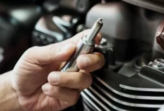 Anti Galau Berpergian, Berikut Tips Mengganti Busi Motor Saat Dalam Perjalanan