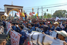 Ribuan Mahasiswa Kembali Geruduk Kantor DPRD Provinsi Bengkulu