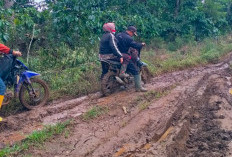 Di Kepahiang, Jalan Desa Warung Pojok-Air Punggur Seperti Kubangan