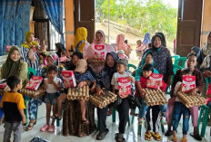 Cegah Stunting, Kelompok Posyandu Desa Temdak Dapat Susu Formula dan Telur