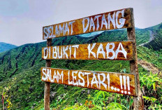 Ratusan Pendaki Pilih Bukit Kaba untuk Habiskan Waktu Libur Lebaran