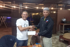 Peduli Korban Banjir Lebong, Ketua DPRD Kepahiang Melalui LRB PDM Kepahiang Berikan Bantuan