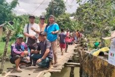 Cegah Banjir, Warga Pasar Ujung RW 04 Gotong Royong