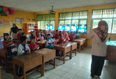 MPLS di Kepahiang: Wali Murid Dampingi Anaknya Hanya 3 Hari Saja