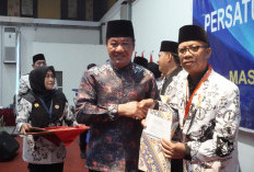 Konferensi PGRI, Rosjonsyah Tekankan Pentingnya Pemenuhan Hak Guru