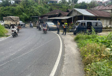 Lakalantas di Kepahiang: Mikrolet Pengangkut Pelajar Nyaris Masuk Jurang Usai Benturan dengan Truk CPO