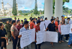 Ada Pedagang di Terminal Kepahiang Punya Kios Lebih dari 1: Bupati Zurdi Nata Minta APH Usut Tuntas