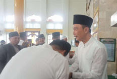 Idul Fitri, Bupati Fikri Ajak Pererat Silaturahmi