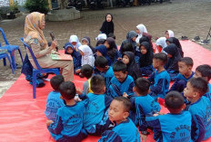 Manfaatkan 15 Menit Pertama untuk Berdongeng, SDN 01 Kabawetan Cegah Budaya Literasi Punah