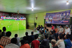 Paslon DISUKA Nobar Indonesia vs Australia Bersama Ratusan Masyarakat