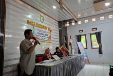 Tanggulangi Kemiskinan, Pemdes Bandung Baru Salurkan BLT-DD 25 KPM Periode Juni 